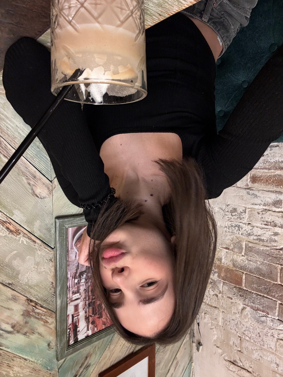 Fresh photos, fresh mood — Tina online in Dingzhou